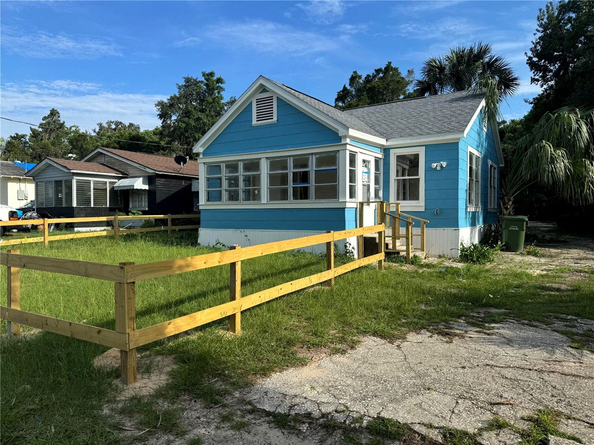 34748 – Double Investment Opportunity! 🏠✨ Flip Two Homes for Under $160K!