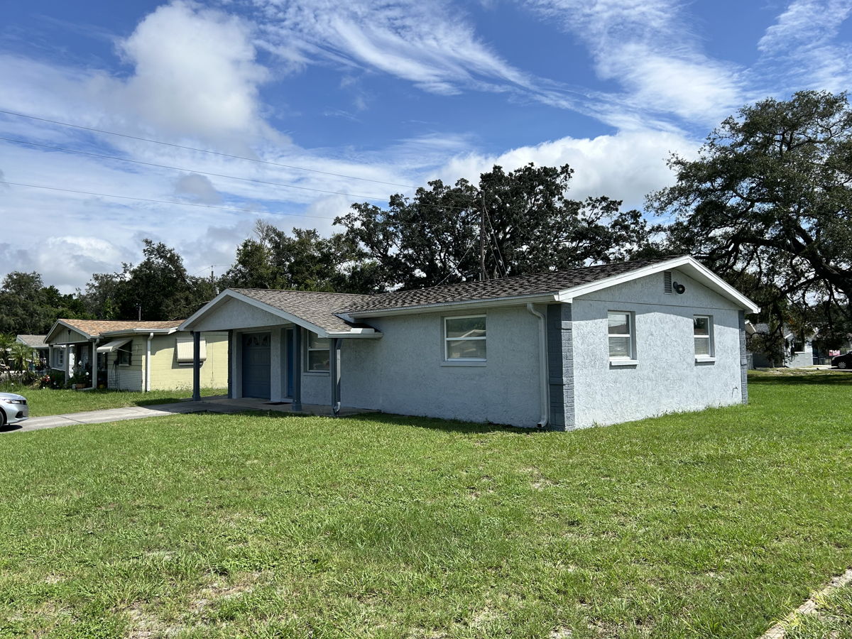 Dreamy Florida Rental – Minutes from the Beach! 🌞