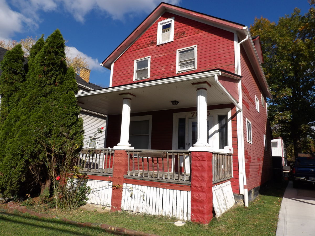 Cleveland OH Slavic Village 3 Bed 1 Bath SFH Cosmetic Quick and Easy Fix and Flip