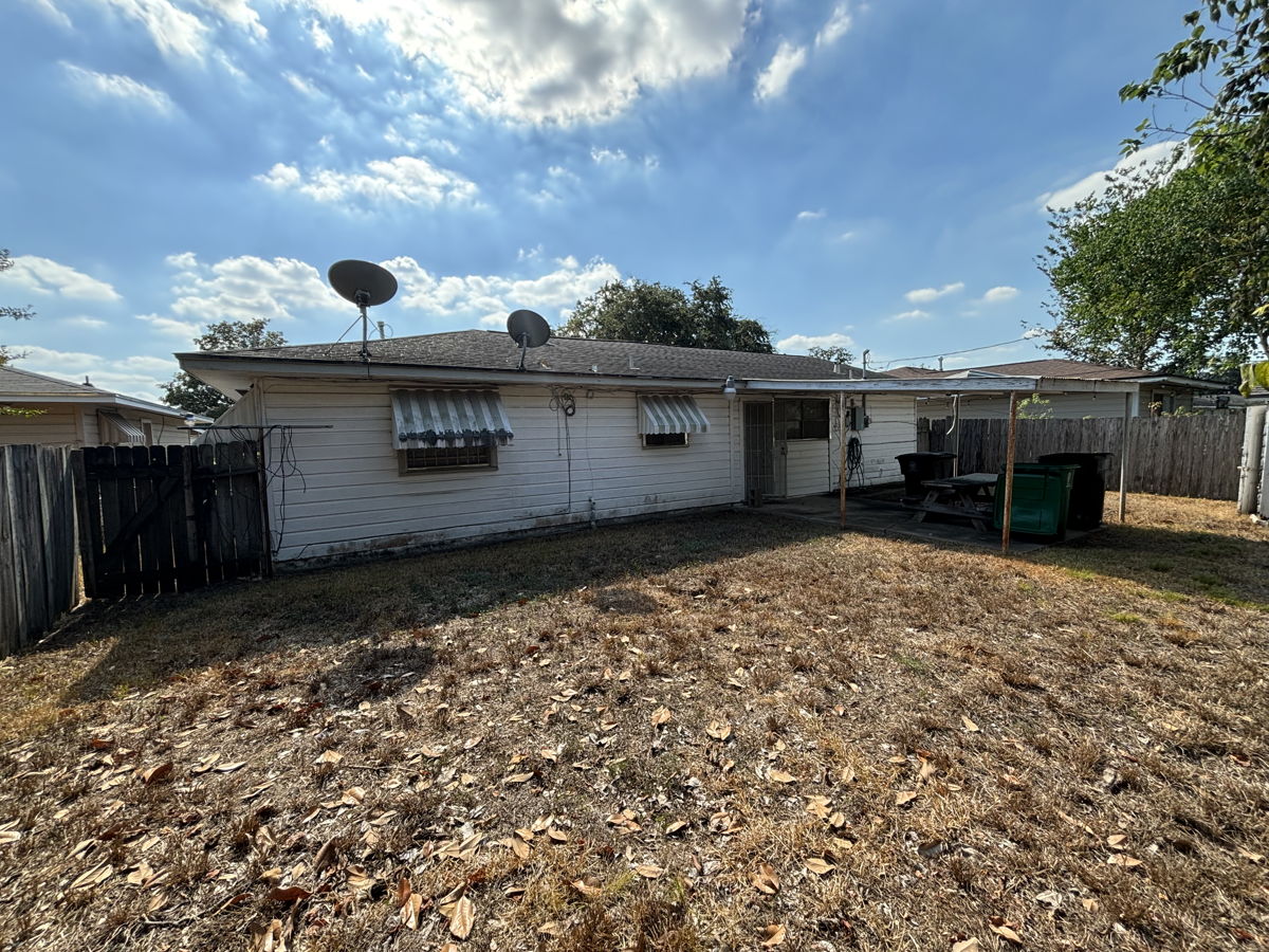 🏡 (HTX)  SFH 3bd/1.1ba | Vacant & Ready for Flip | Only $130K 💡