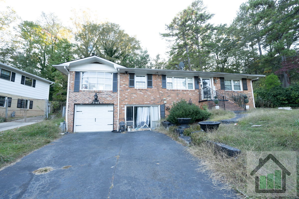 🏠 Move-In Ready: 3BR, 2BA Home for $170K!
