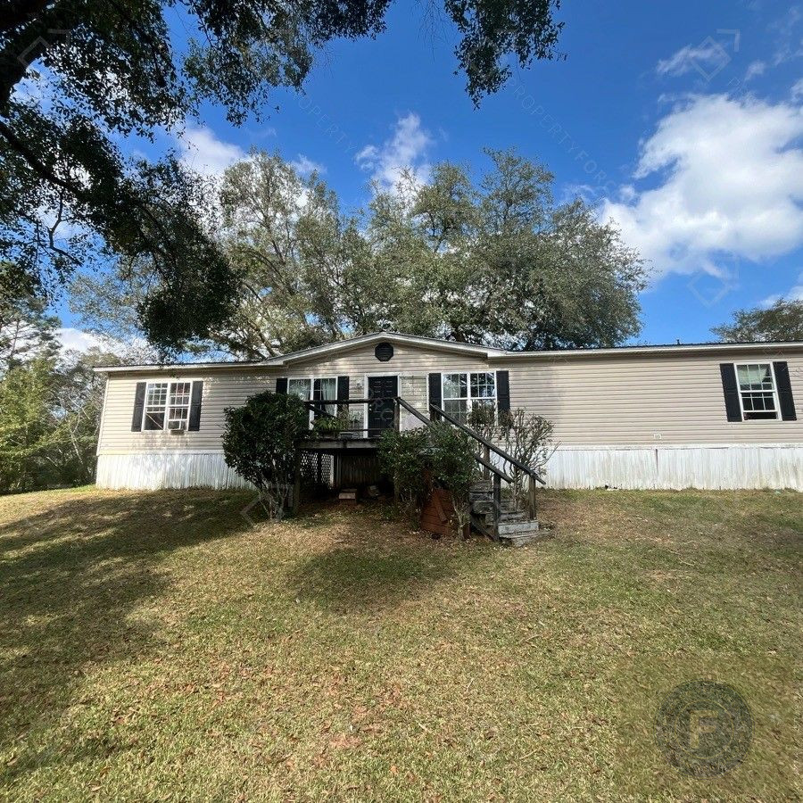 GREAT FIX AND FLIP OR BUY AND HOLD IN MOBILE AL 33619