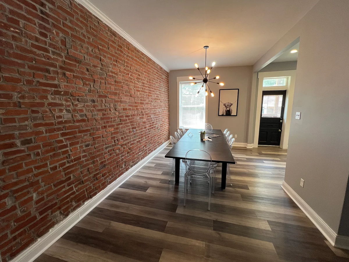 Saint Louis🏠 5 \3 Mid-term in SHAW!!🌟 $329K! 🔥 furnished and equipped!!