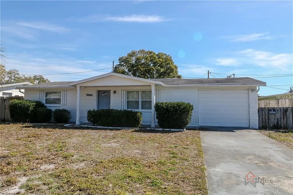 Cosmetic SFR w/ newer AC & Roof in Hudson FL