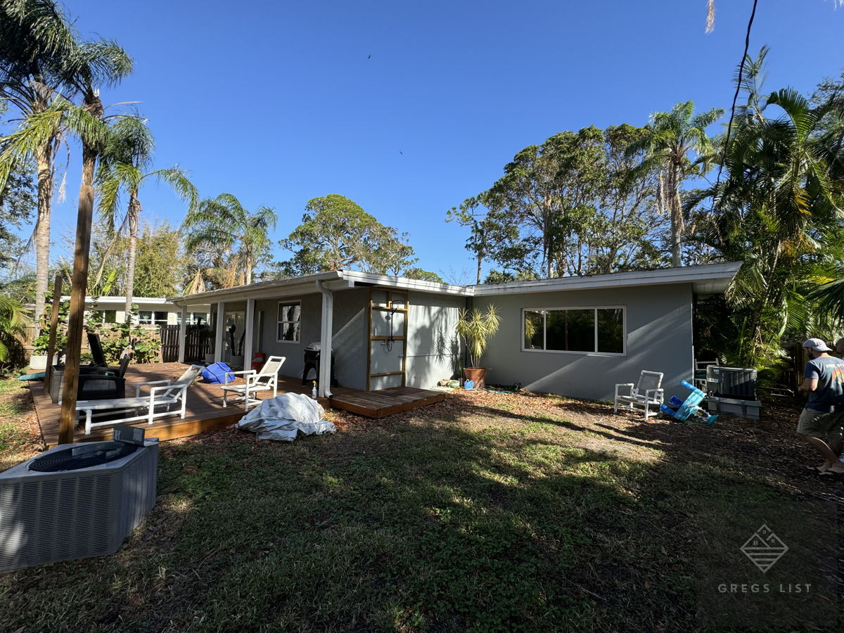 (🌴St. Pete, FL)🚨 4/2 SFR! 350k Spread!😱