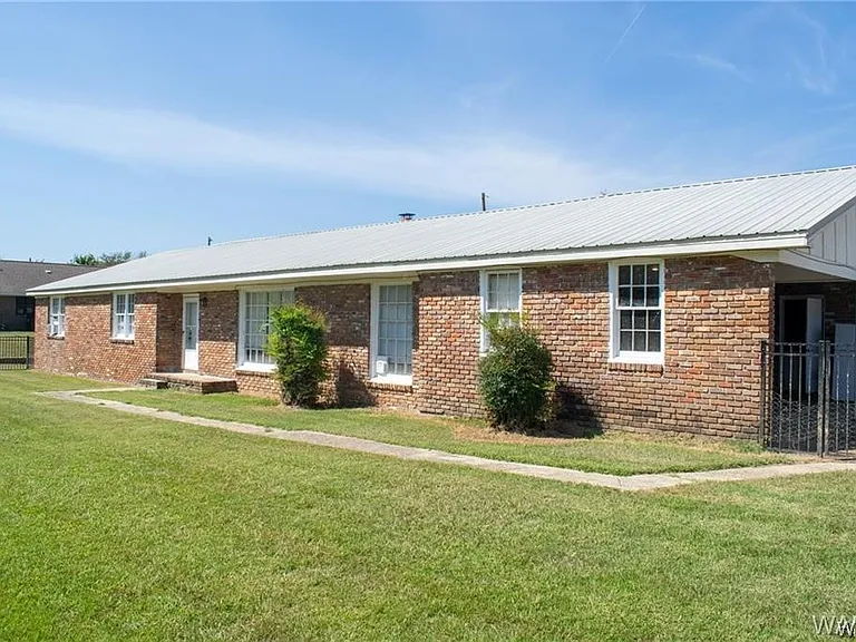 INSANE CASHFLOW, TURN KEY AT 0% INTEREST FOR A SELLER FINANCE DEAL IN TUSCALOOSA AL
