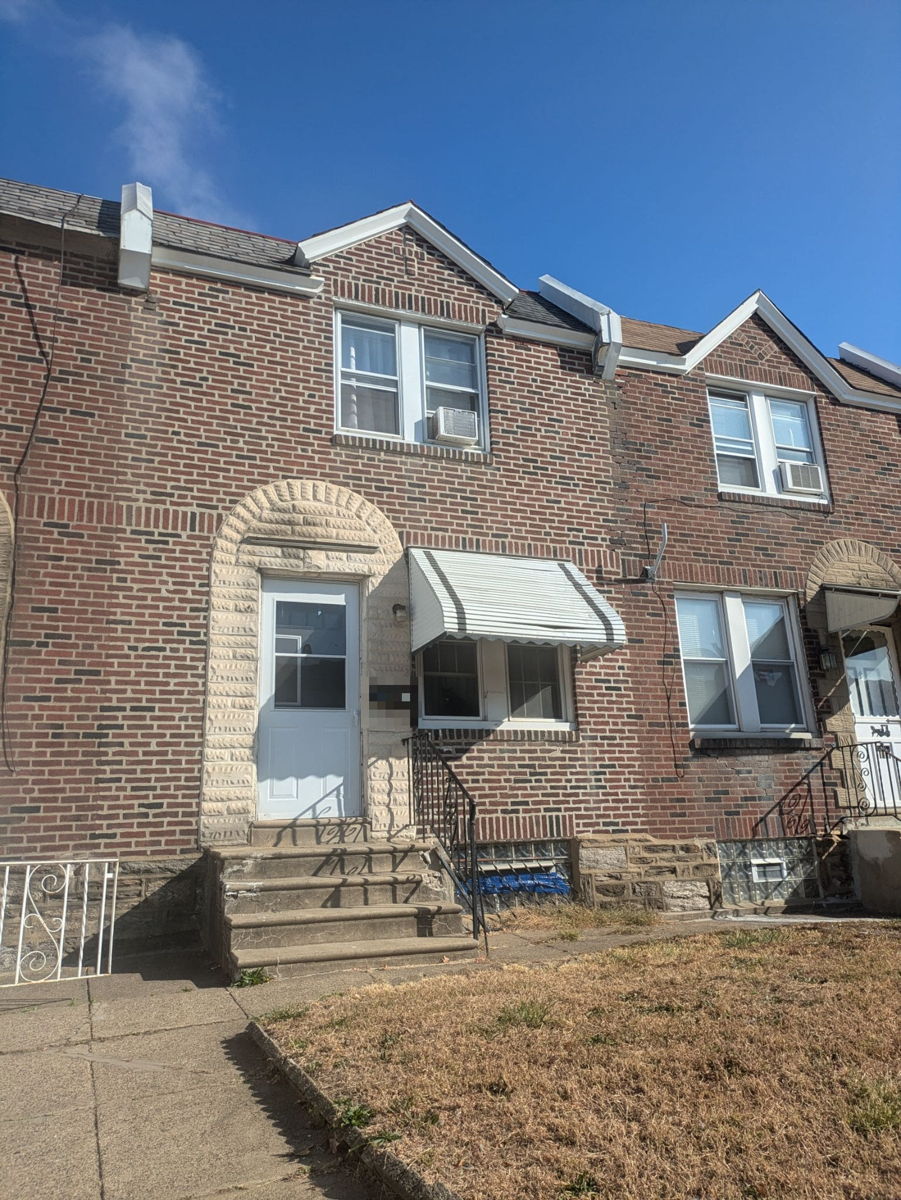 North East (Oxford Circle) Section, Brick Row, Philadelphia PA 19149 (NOT IN MLS)