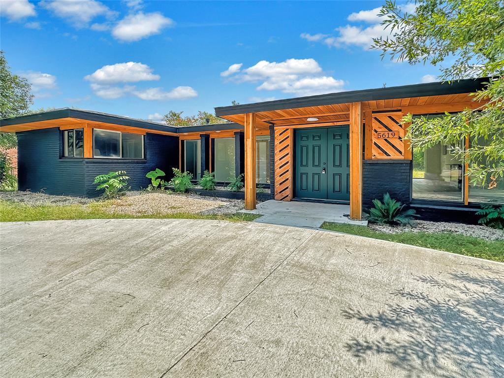 Move in Ready: 3-Bedroom Houston Home for Just $334K!
