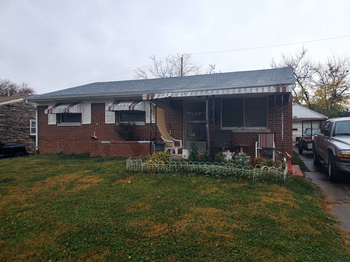 (🌴 Lexington, KY) 🚨 3/2 SFH 🚨 FOR 159k — ARV 235k! 😱