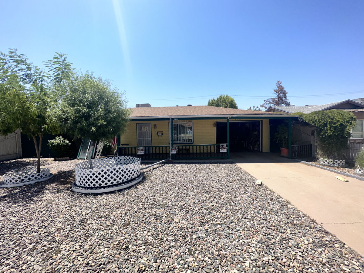 Phoenix Home 2739 W Montecito Ave Phoenix, AZ 85017