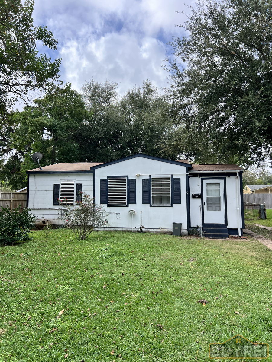 Texas City, TX📍New Flip under 70k 🏚️Submit Offer NOW ➡️