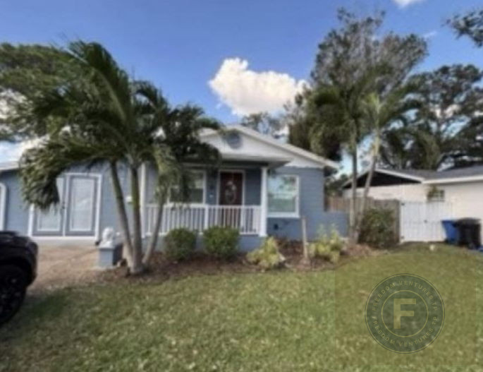 GREAT FIX AND FLIP OR BUY AND HOLD IN ST PETE