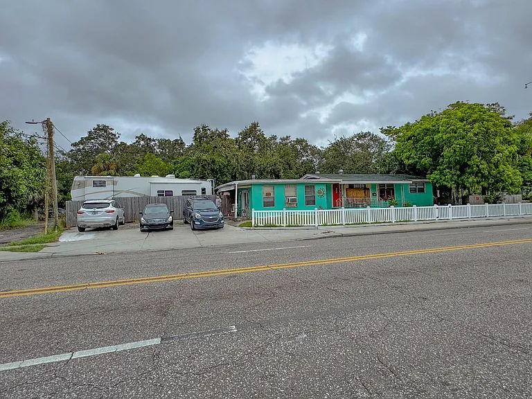 St Petersburg, FL 33711 /