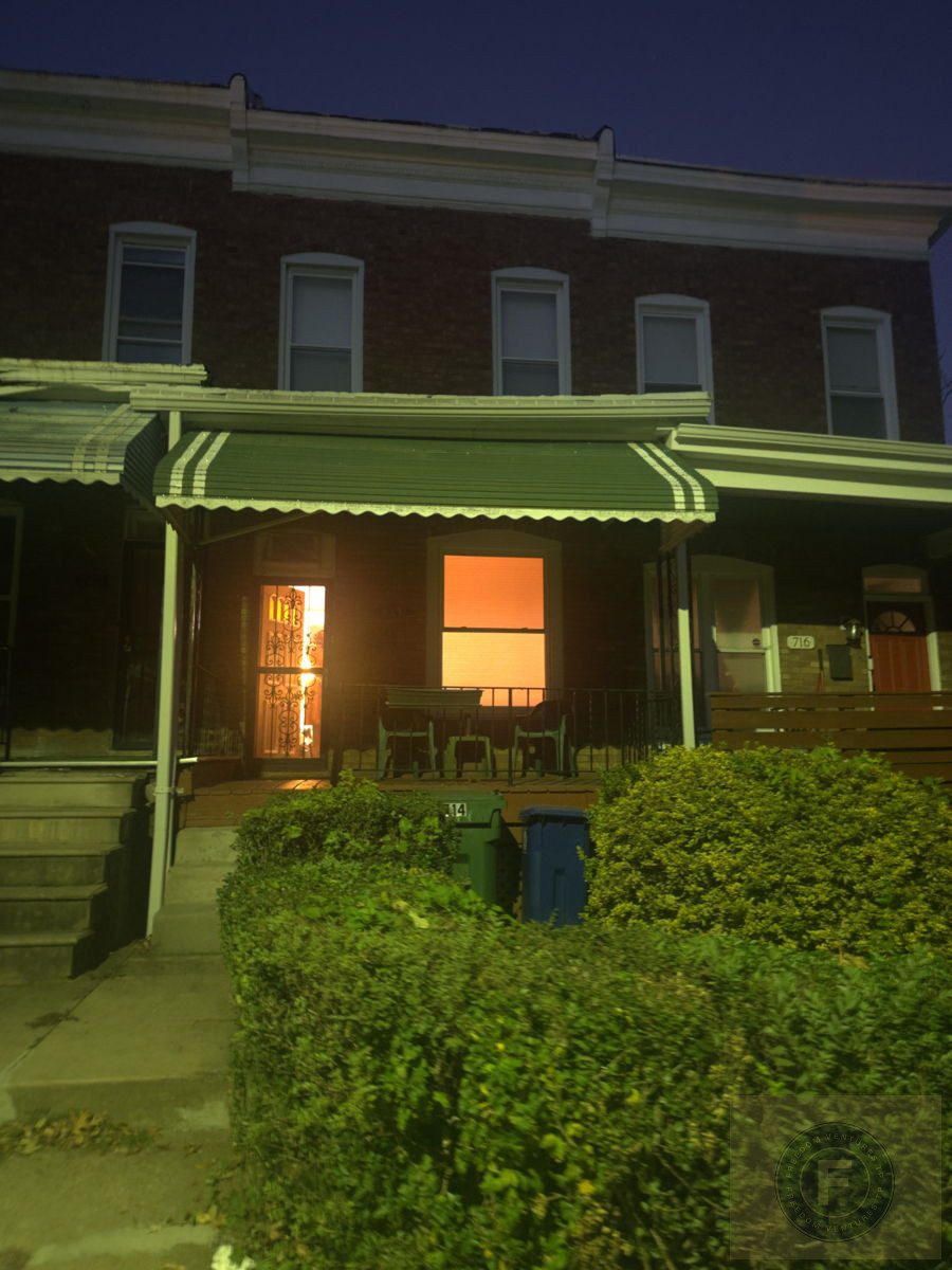 GREAT FIX AND FLIP OR BUY AND HOLD TOWNHOUSE IN BALTIMORE 21218