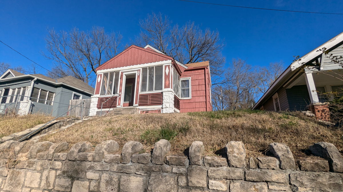 🏡(KCK 64104) Fixer Upper 😱 90k Purchase 🏡