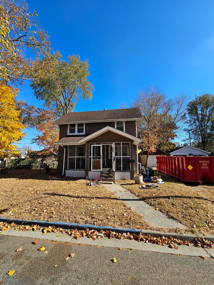 Great Buy and Hold, Colonial SFH, Carneys Point Twp, NJ 08069 (NOT IN MLS)