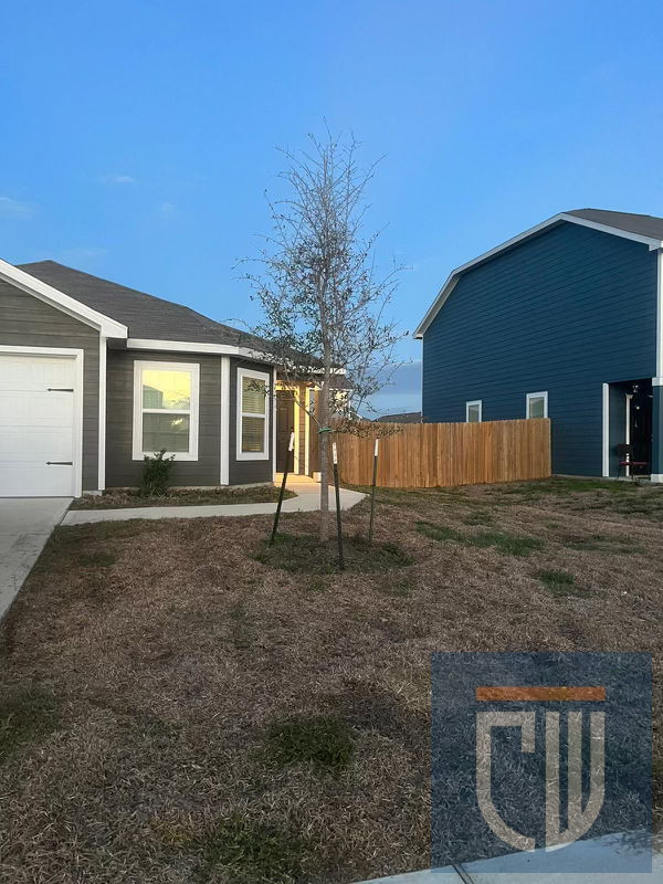 Turnkey 6/2 Mont Belvieu Rental, 2021 Build w/ SELLER FINANCE - Buy $285K