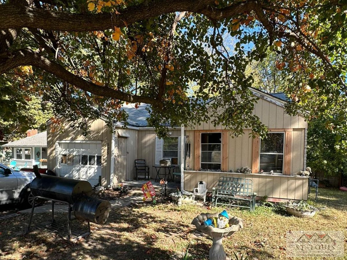 ⭐535 S Hardy Ave, Independence, MO 64053