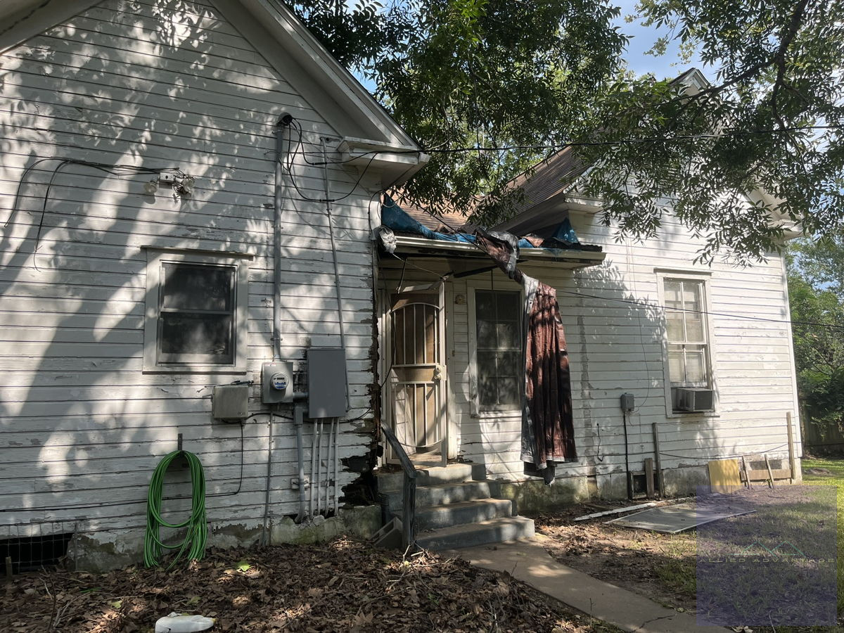 🏡💸 Investor Special in Bay City, TX - High ARV, Low Asking! 🚀🔨