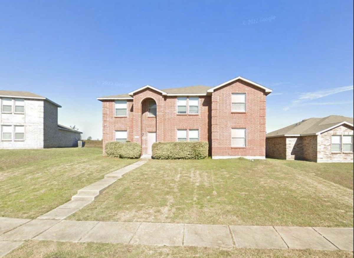 Lancaster TX 5 Bed 3 bath