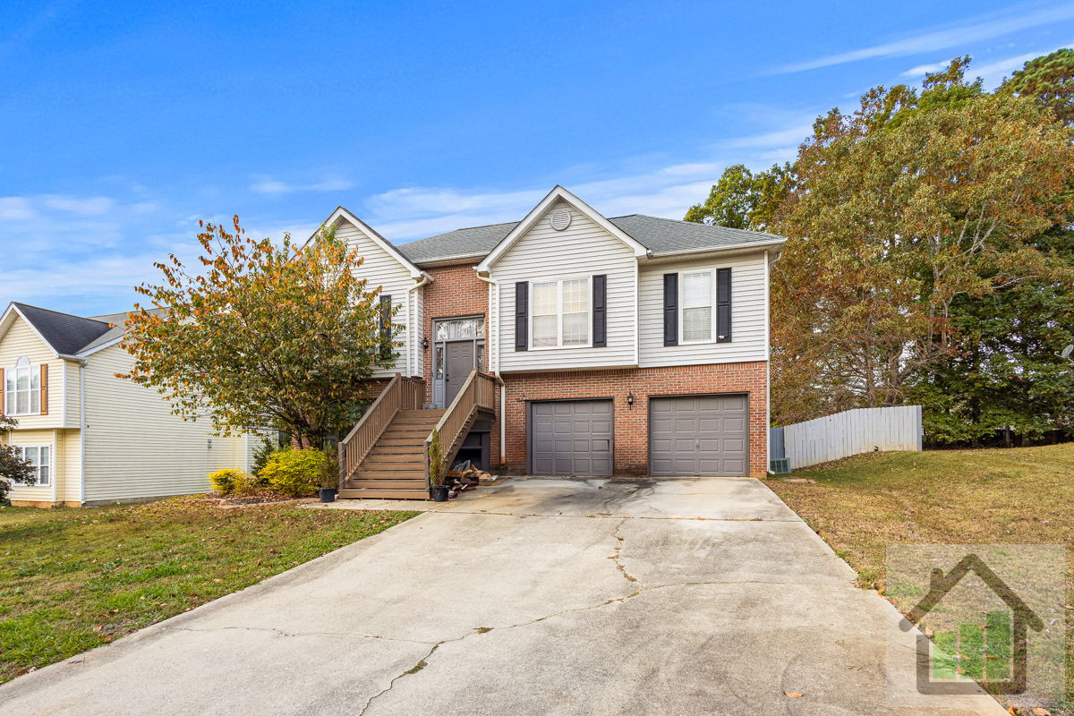 Incredible Investment! 4BR Home in Hampton for Just 💲45K Entry Fee! 💸