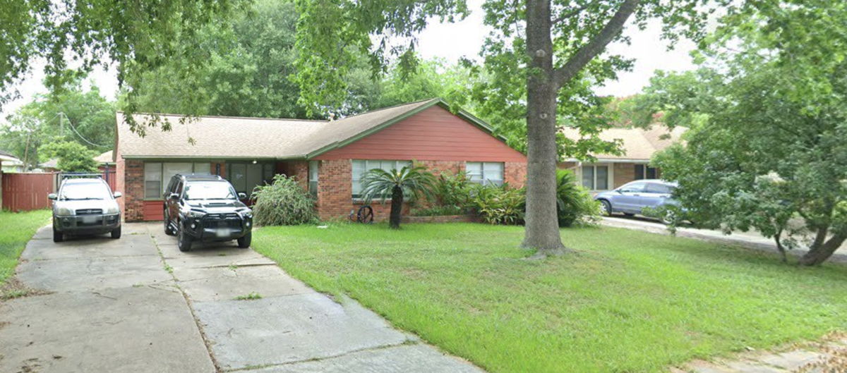 Off Market 3B 2Ba in Prime Area Houston, TX 77092 under 355K