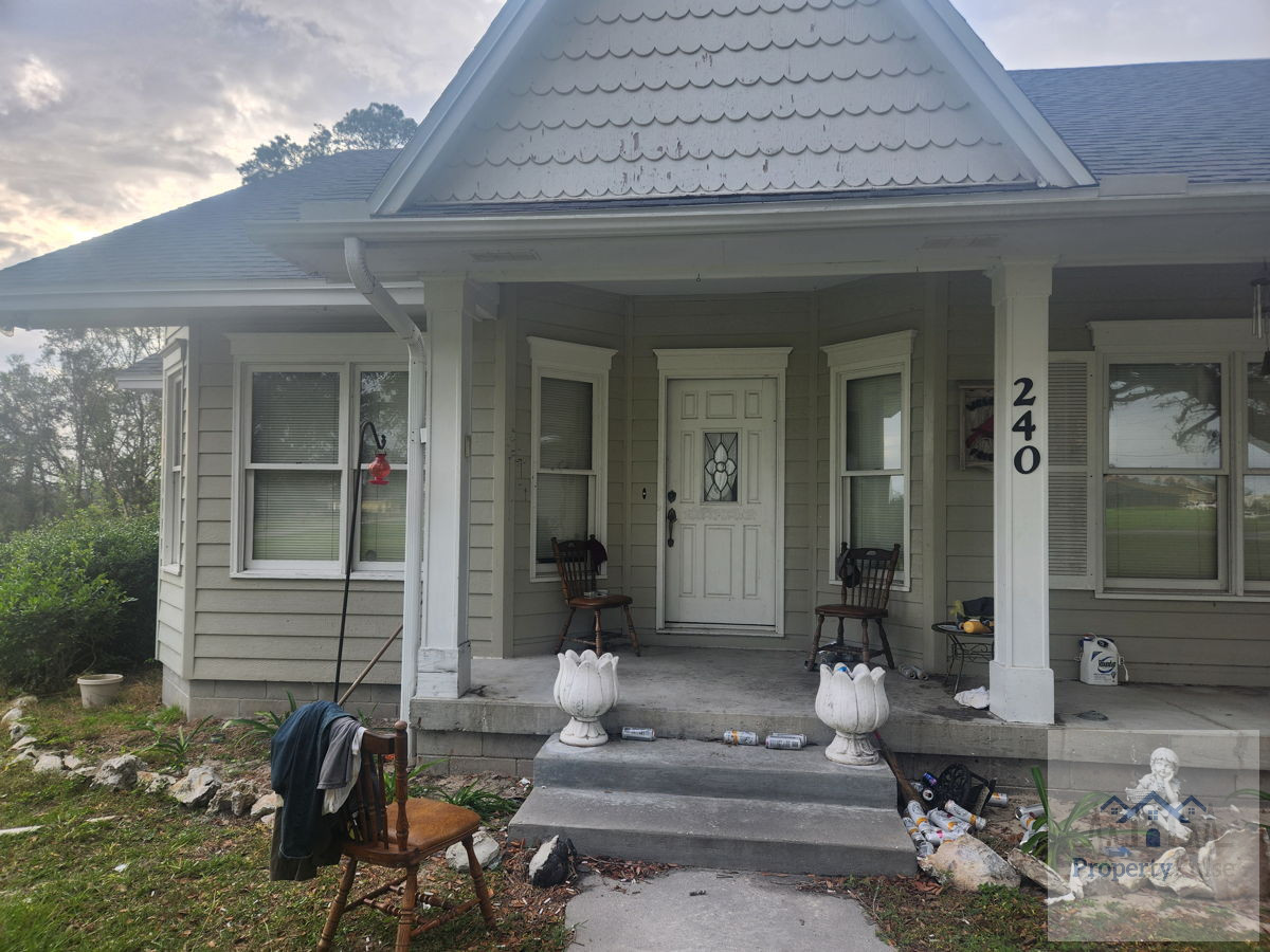 (Lake City, FL) 3🛏️ 2🛁 SFH on 2.73 acres great buy and hold