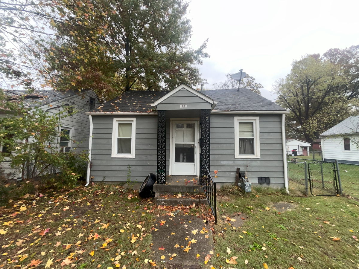 (Louisville, KY🏇) 2/1 SHIVELY Ranch - Quick and Easy Flip or Rental