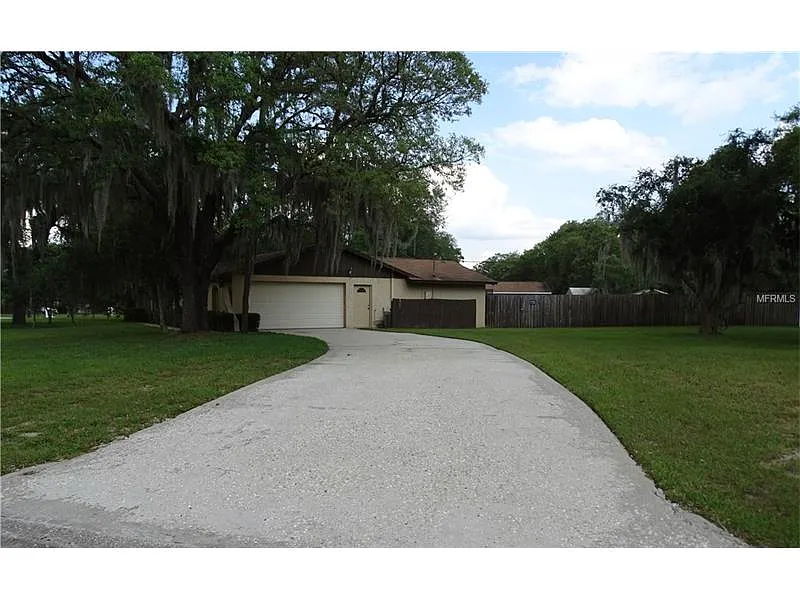 *New Quick Flip Riverview FL*