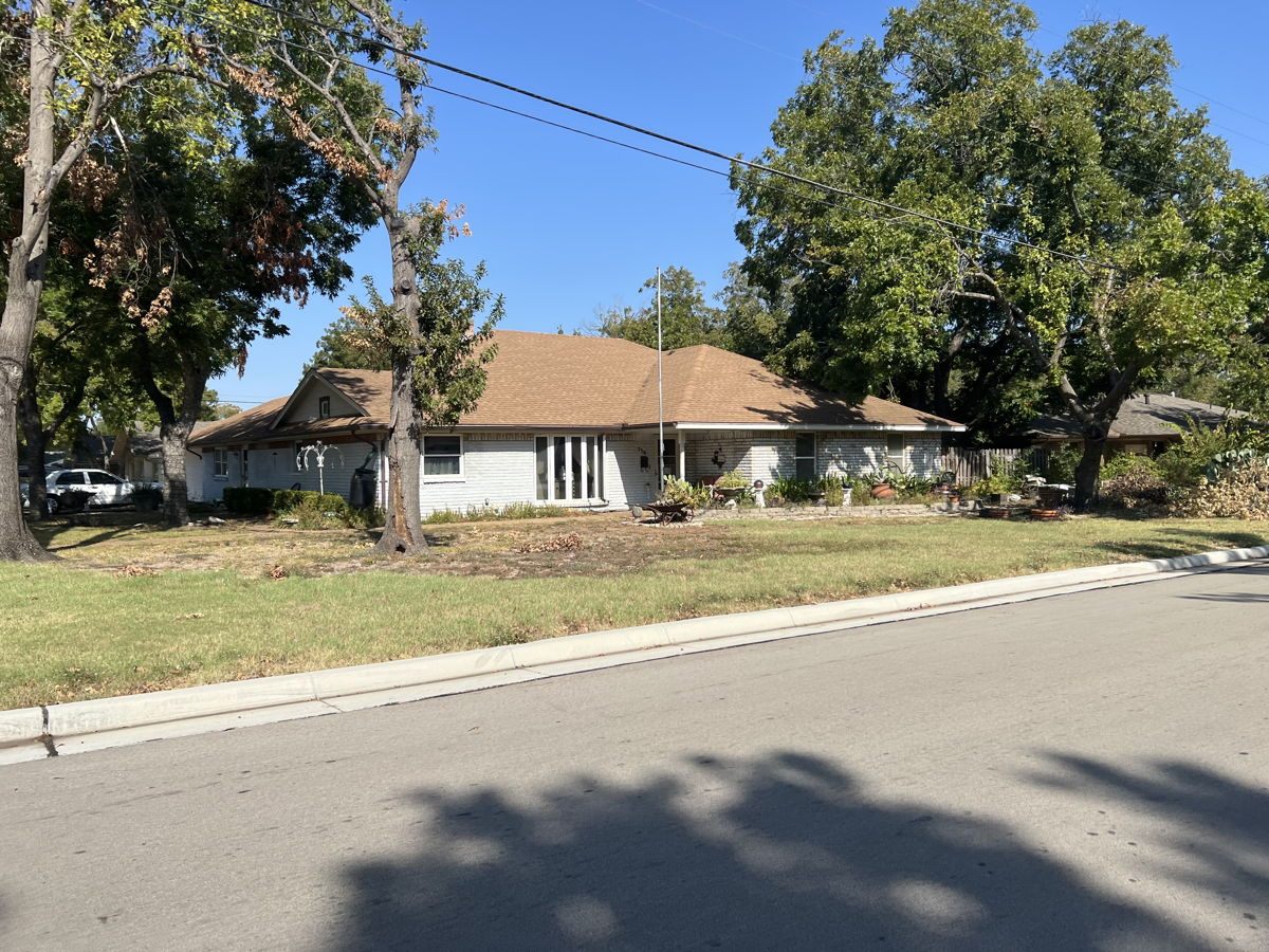 🚨Grand Prairie, TX 4/3 SFH MULTIPLE STRATEGIES with 230K Spread!🚨