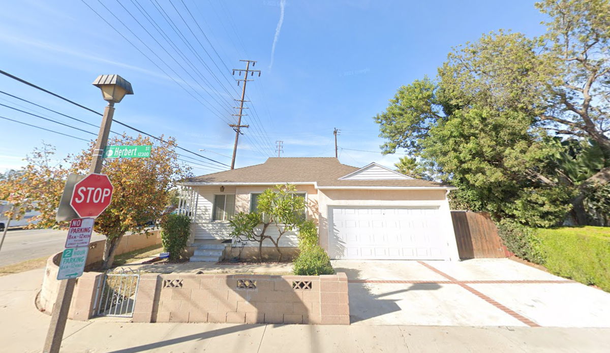 Los Angeles, CA I Off Market SFH [Delivered VACANT]