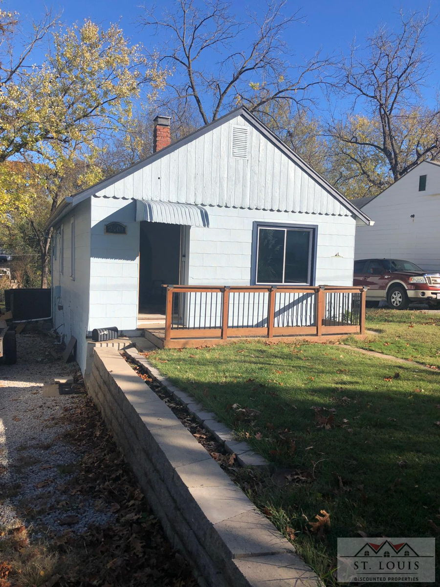 ⭐2401 S Hawthorne Ave, Independence, MO 64052