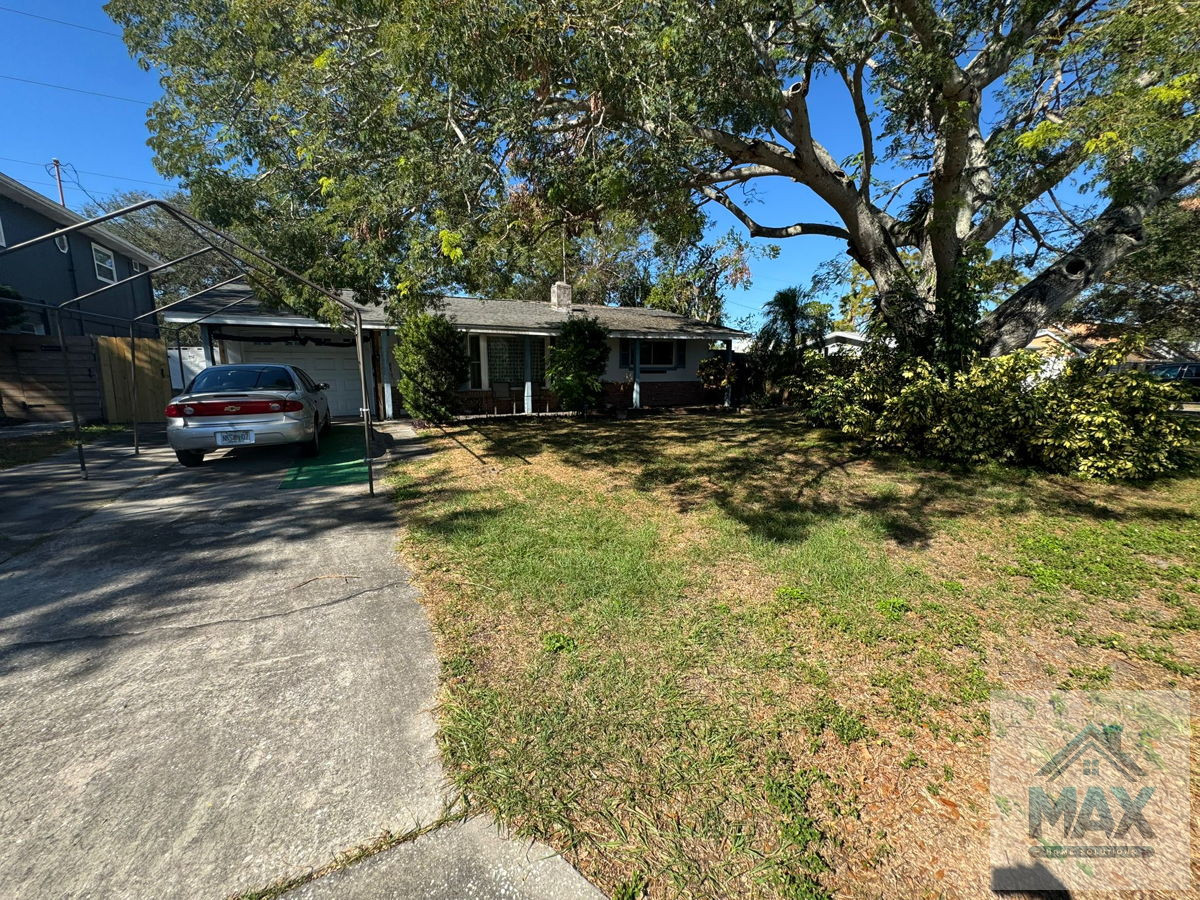 🚨🏚️VACANT 3-BED 2-BATH HOME IN PRIME ST PETERSBURG LOCATION🏚️🚨