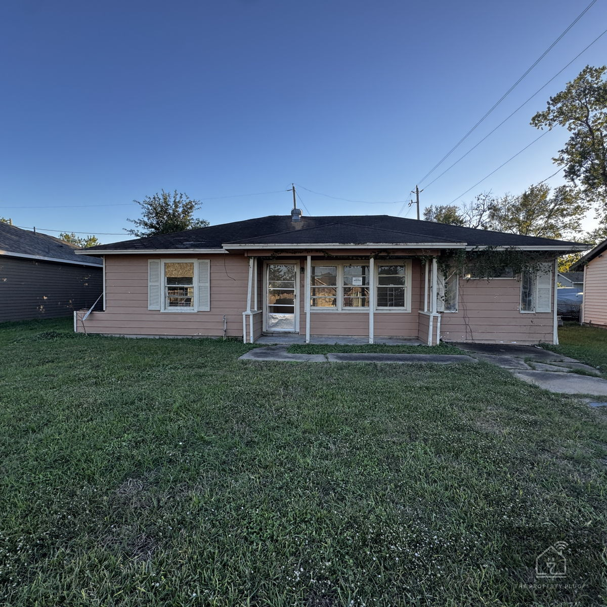 🏠🔌Incredible Flip/Rental Opportunity in South Park – Nearly Completed Rehab!
