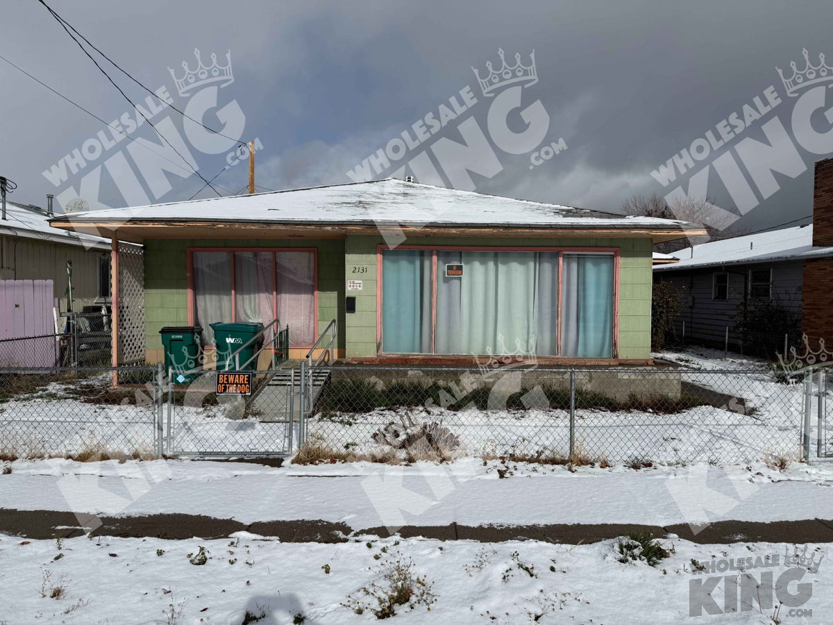 Quick Klamath Falls Fix & Flip Ready to Begin! $140,000