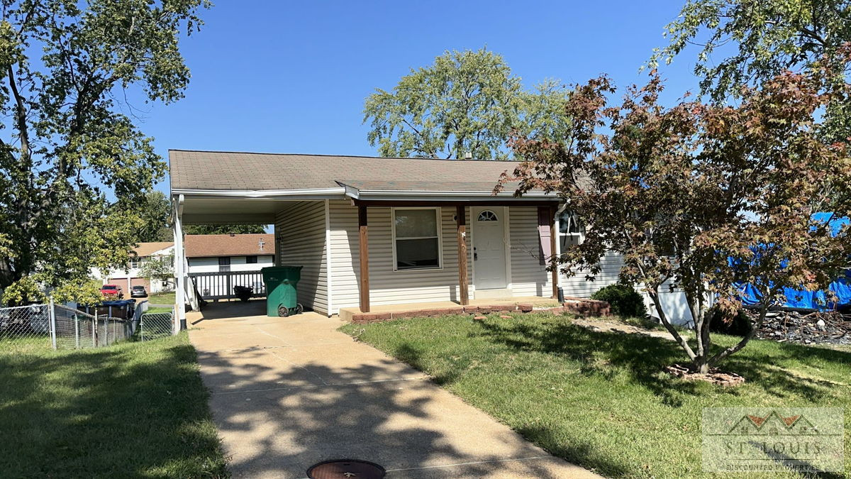 ⭐ 5337 Winthrop Dr, High Ridge, MO 63049