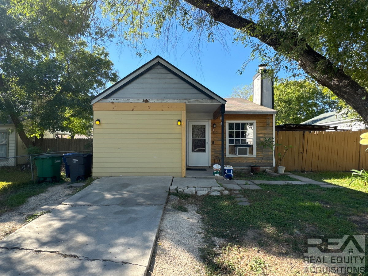 Exciting Flip/Rental Opportunity in Northeast San Antonio, TX!