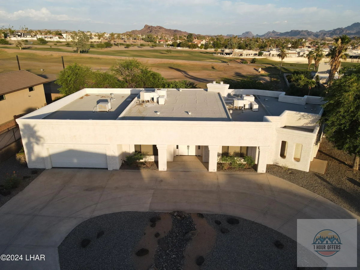 💰 Lake Havasu City, AZ 86406 | Great Area, Greater Home | 3/3  2,808 Sqft💰