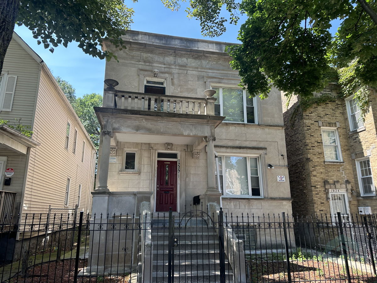 🔥🏠 Multi-Family Investment Opportunity in Chicago (Austin) 🎯📢