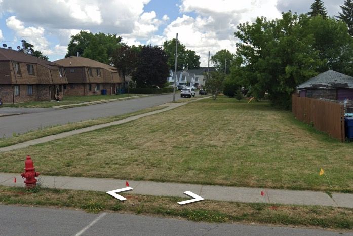 VACANT LOT IN BUFFALO