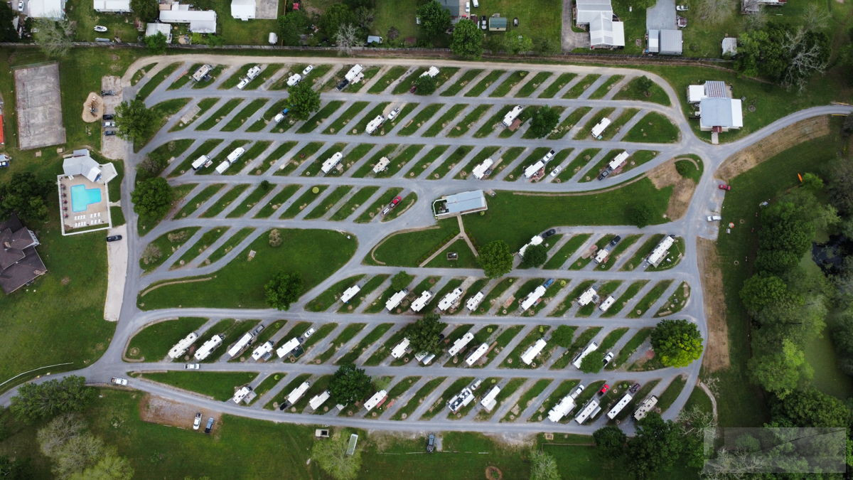 112 PAD RV PARK - 9% ENTRY CAP RATE - FCFS  : 13 ACRES WITH ROOM TO EXPAND !!