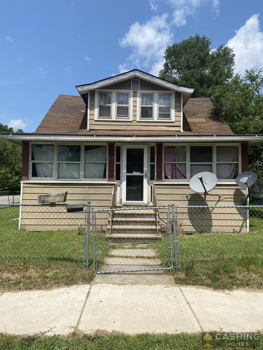 🔥 2 Bed 1 Bath Flip or HOLD in Battle Creek, MI ⏰