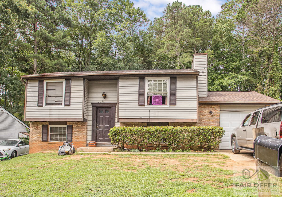 🔥💰🏡   Flip Opportunity 30min East of ATL in Stone Mtn, GA  -  🏡 💰🔥