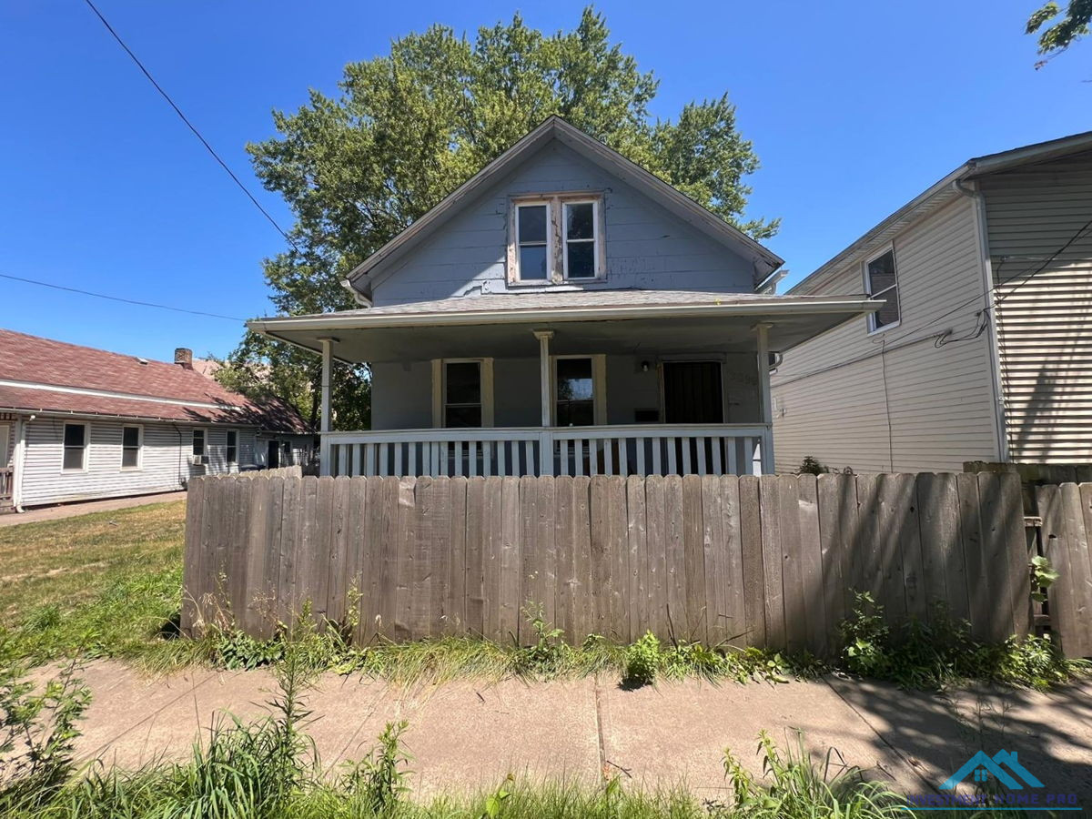 Cleveland, OH 44127 🏠✨ 25k Spread, Investment Opportunity with Major Upgrades done!