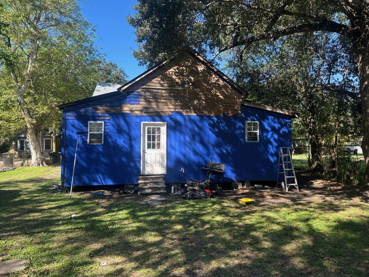 GEM - Cheap lipstick home in Jeanerette LA 70544