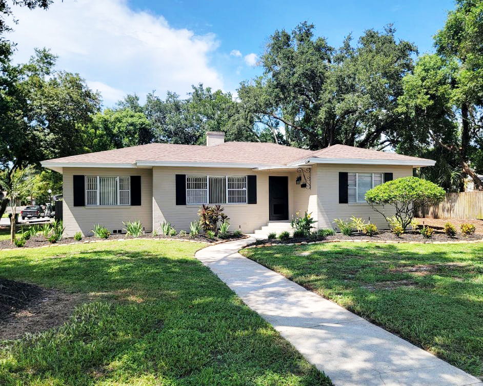 33803 – 💰 4/3 Lakeland Pool Home Flip! 🌴🔥 30%+ ROI