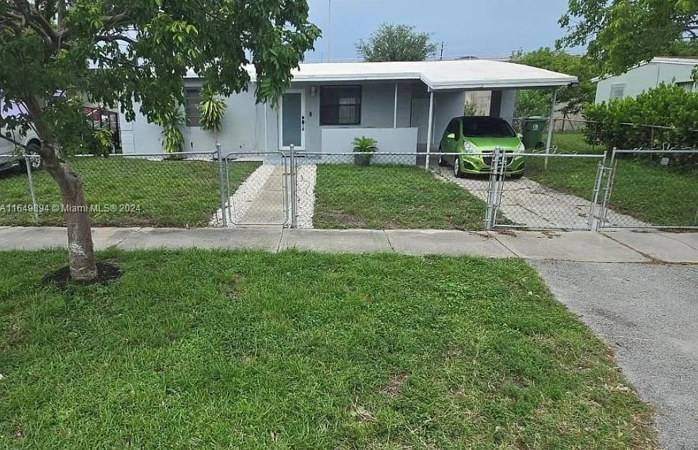 Ft Lauderdale with Pool at Lauderdale Manor Drive, FLL 33311