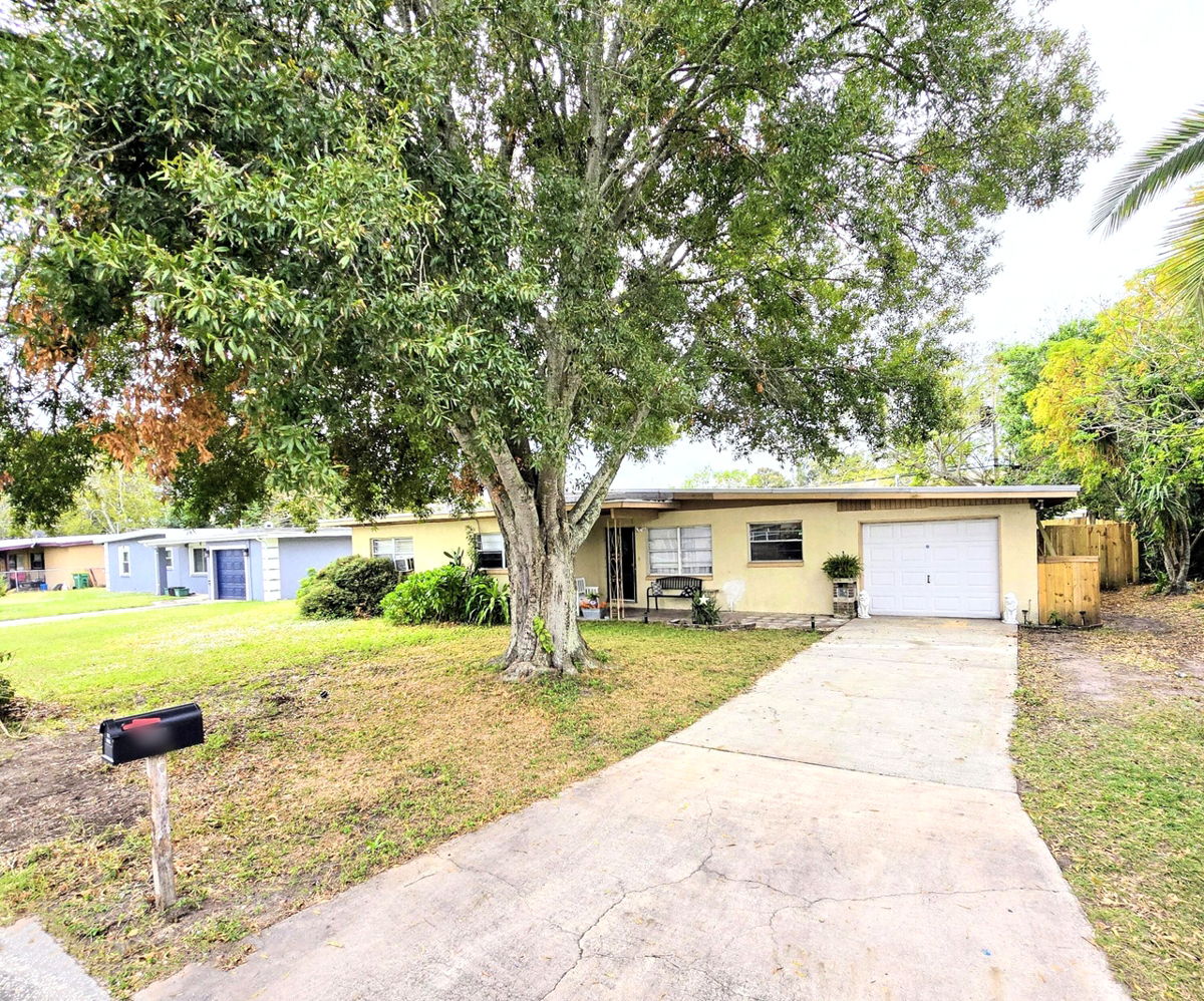 32922 – 🌟 Cocoa Pool Home Investment Opportunity! 🏡💦