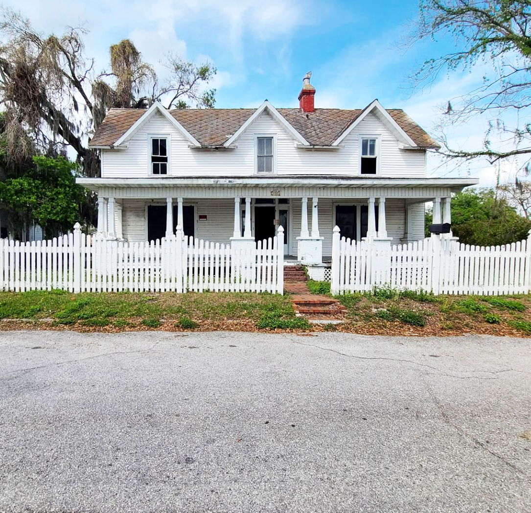 33860 – 🌟 Mulberry Historic Investment Opportunity! 🏡✨