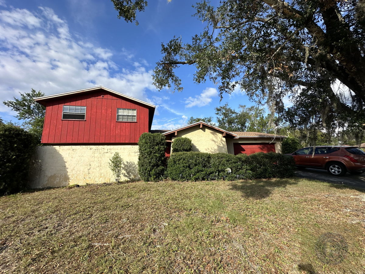 GREAT FIX AND FLIP OR BUY AND HOLD IN TEMPLE TERRACE FL 33617